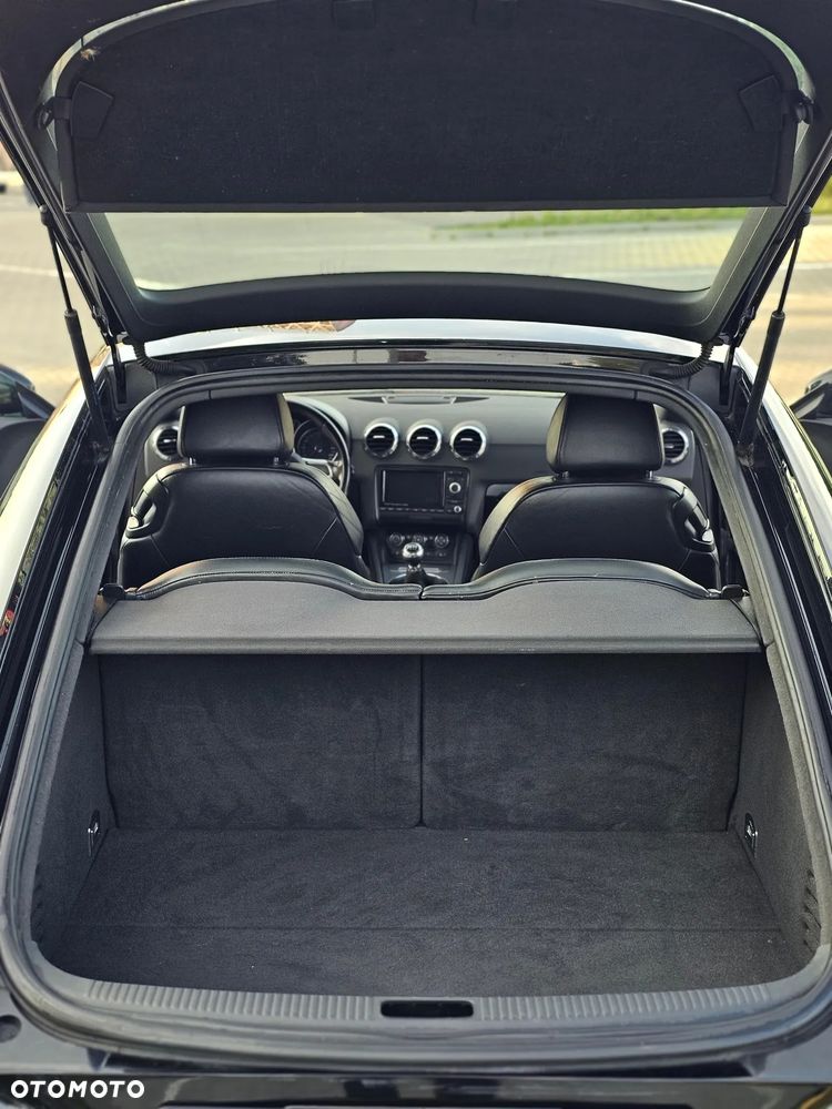 Audi TT Coupé - 17