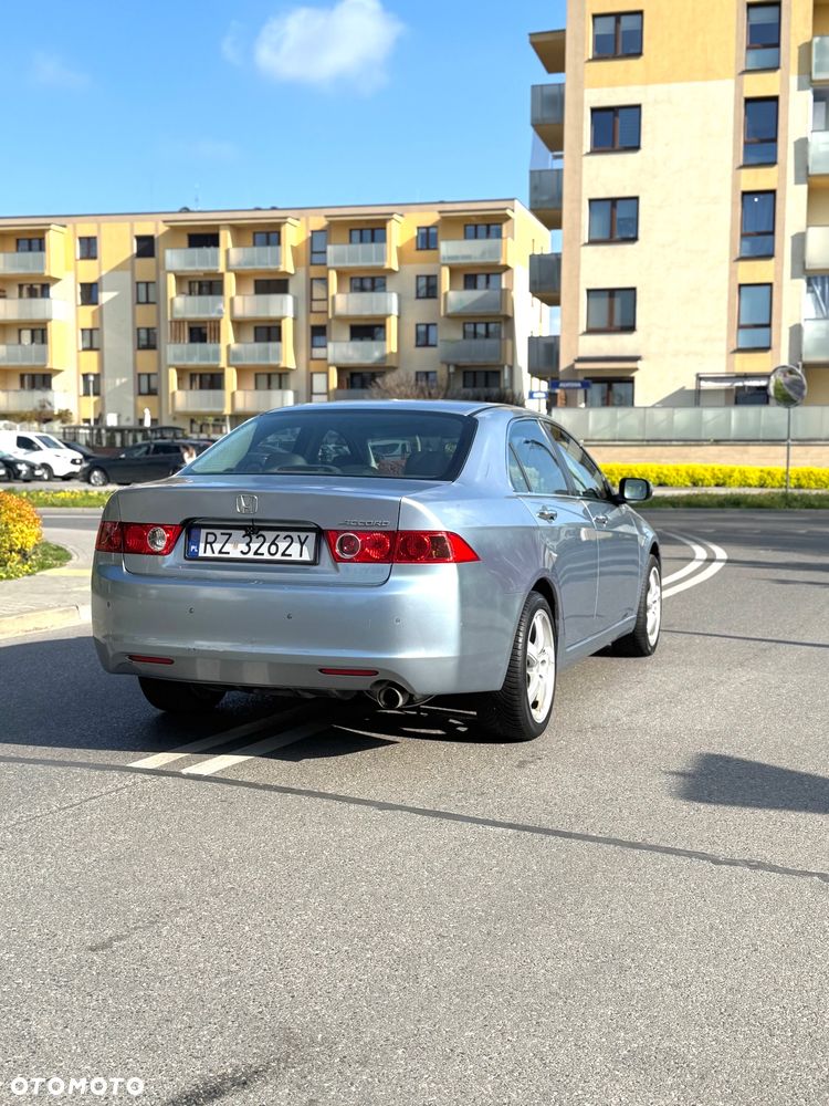 Honda Accord 2.0 i Automatik Executive - 4