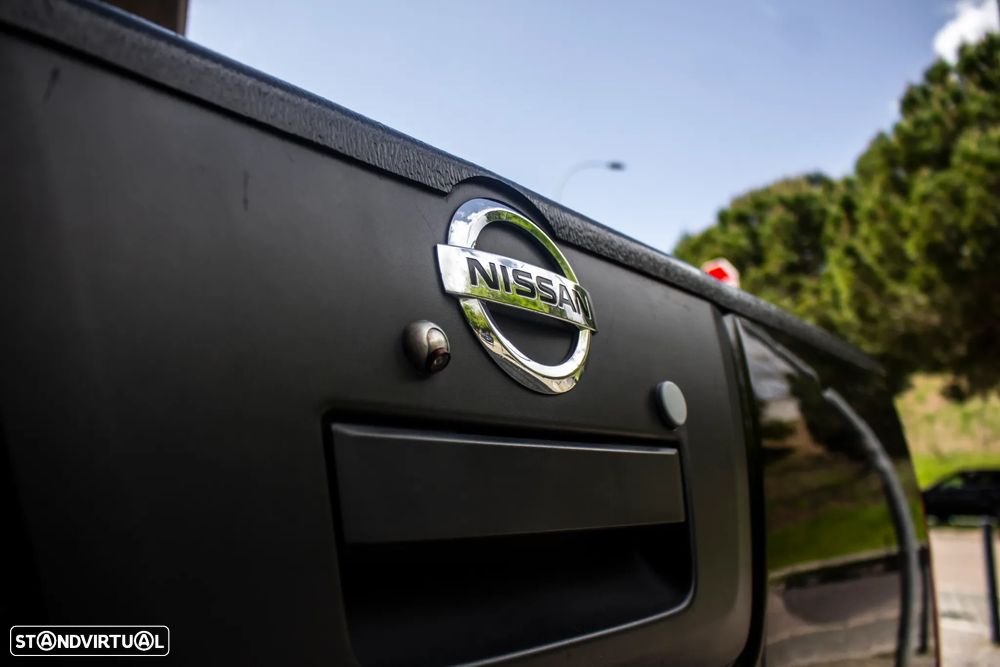 Nissan Navara 2.5 dCi CD SE AT 4WD - 8