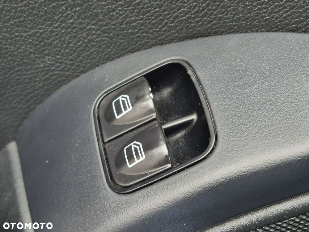 Mercedes-Benz CLC - 33