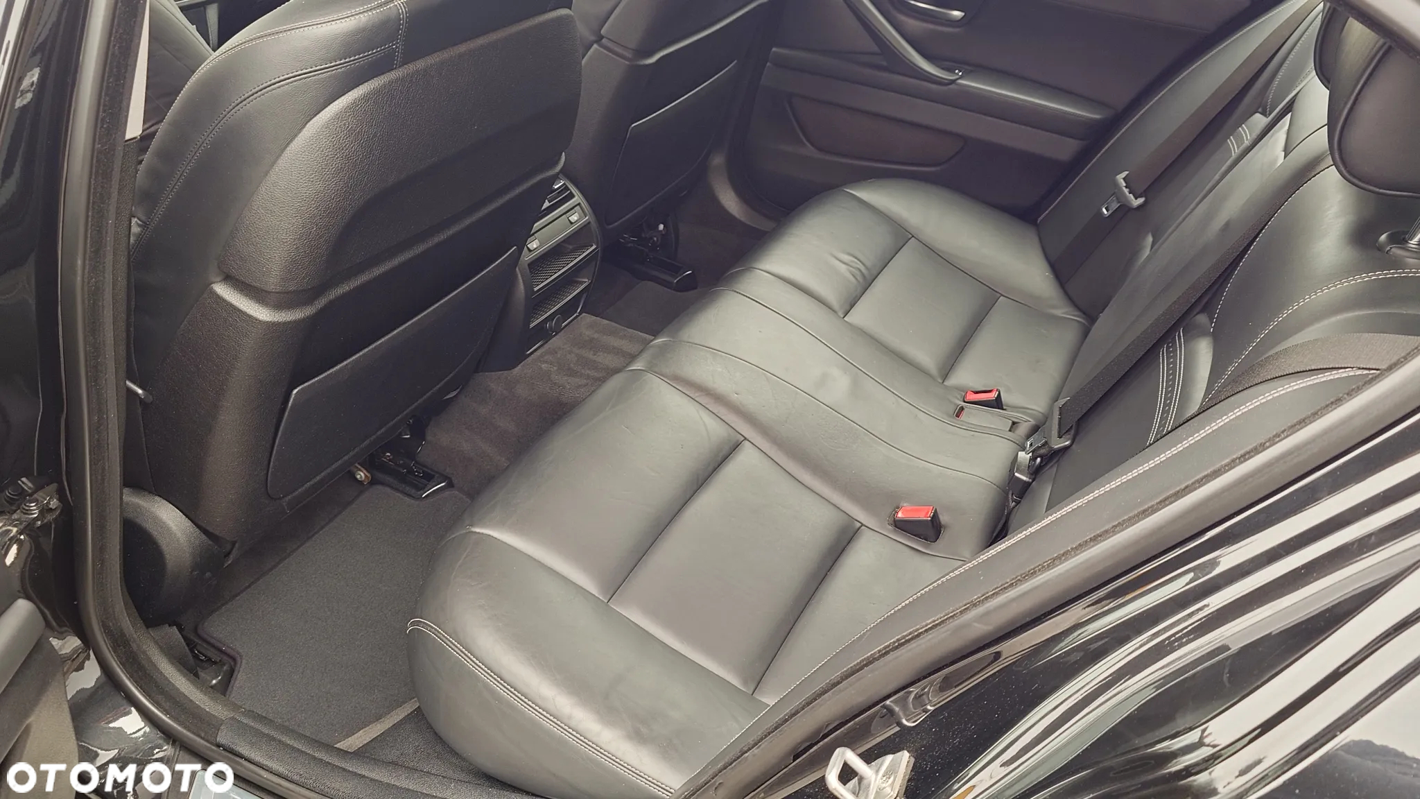 BMW Seria 5 535i xDrive Luxury Line - 25