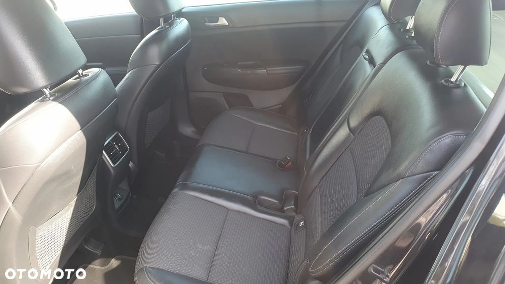 Kia Sportage 1.7 CRDI 2WD ISG Spirit - 11