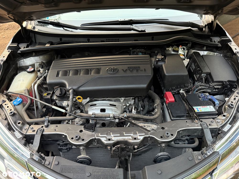 Toyota Corolla - 11
