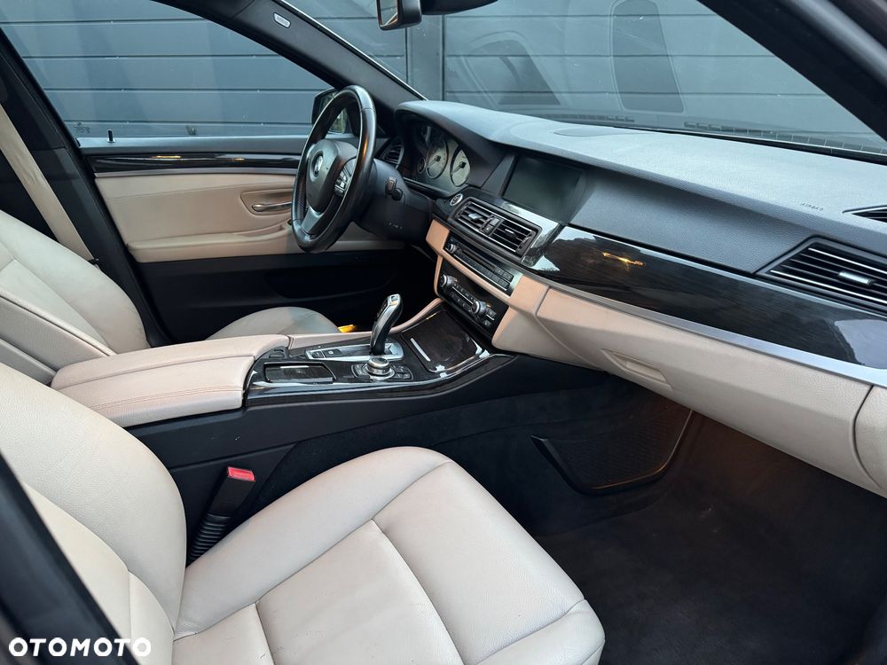 BMW Seria 5 520d - 10