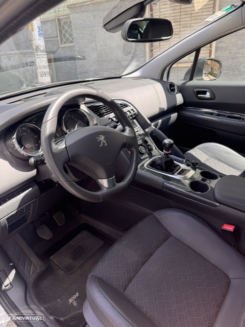 Peugeot 3008 1.6 HDi Allure - 13