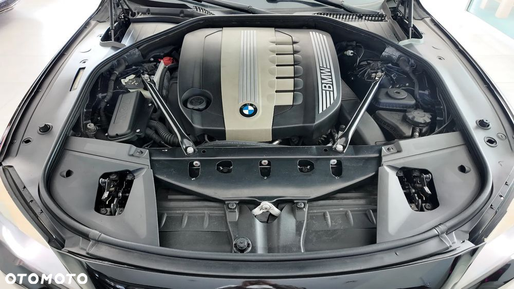 BMW Seria 7 730d - 36