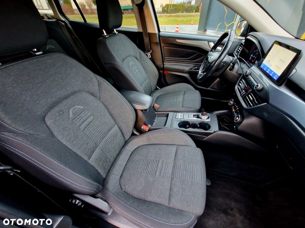 Ford Focus 2.0 EcoBlue Active Business - 9