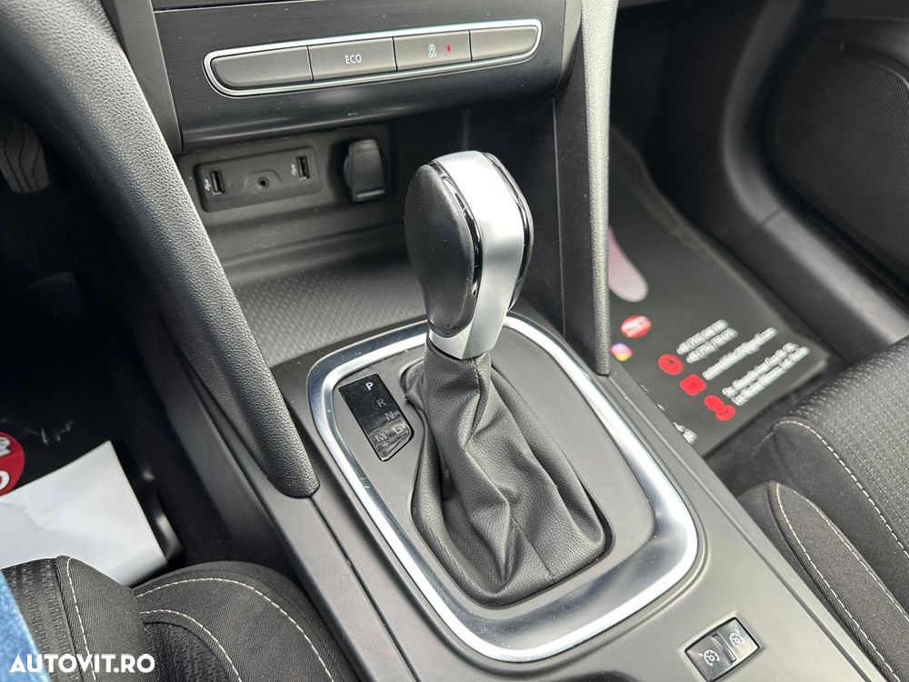 Renault Megane - 13