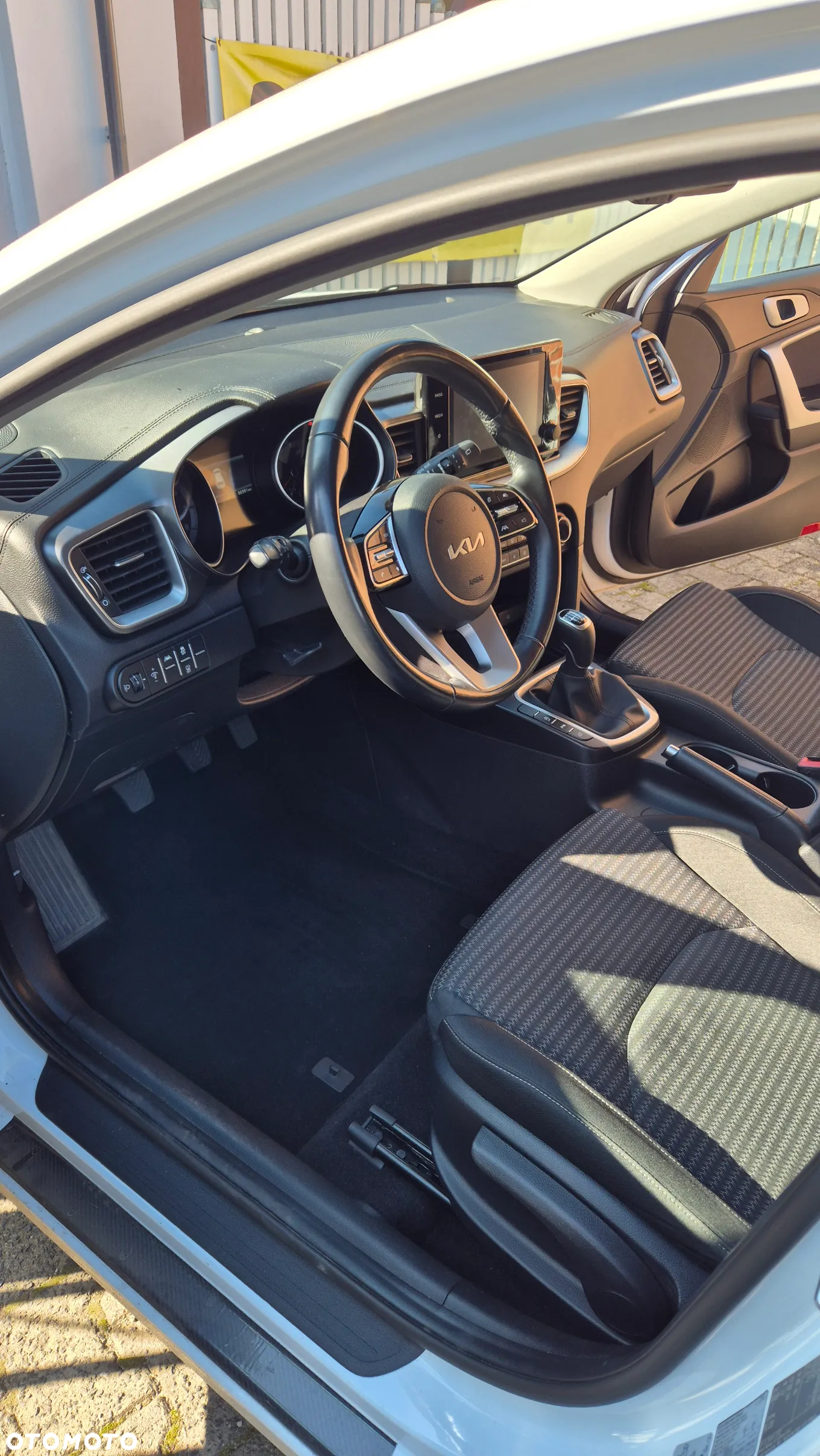 Kia Ceed 1.5 T-GDI M - 18