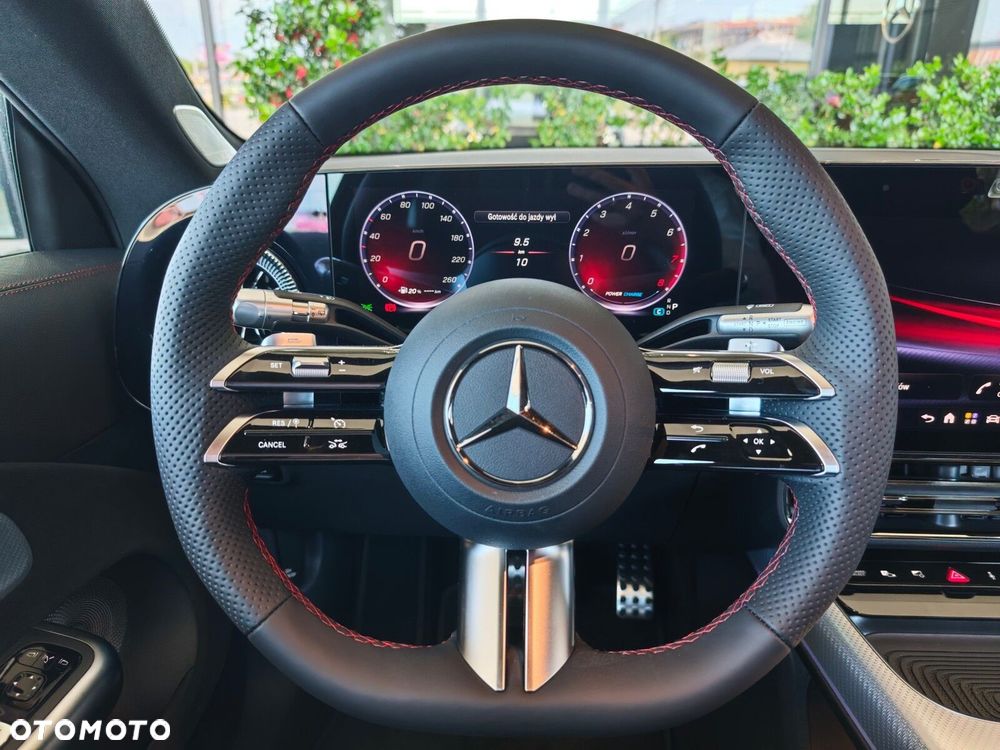 Mercedes-Benz CLA - 14