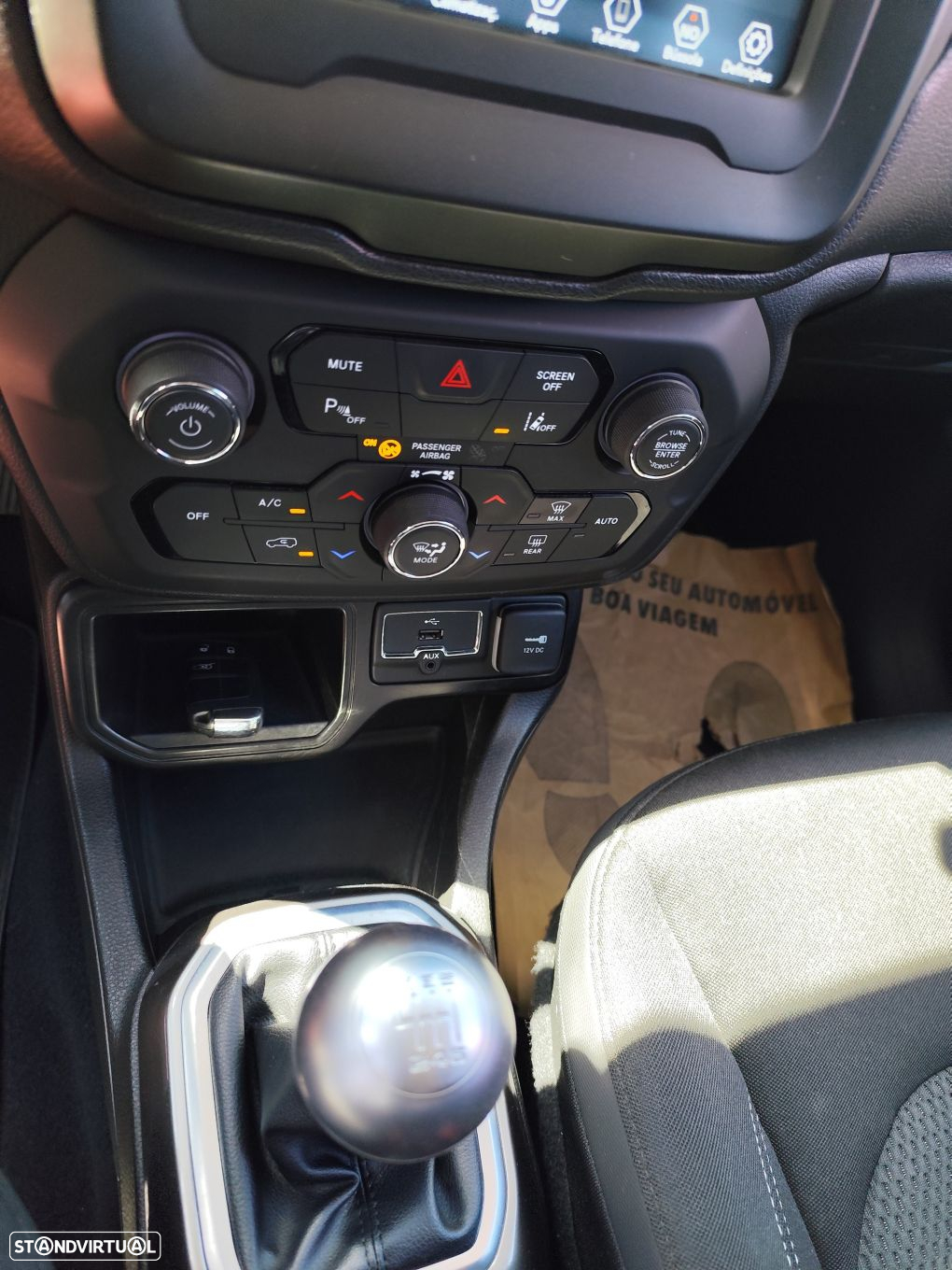Jeep Renegade 1.0 T Limited - 16