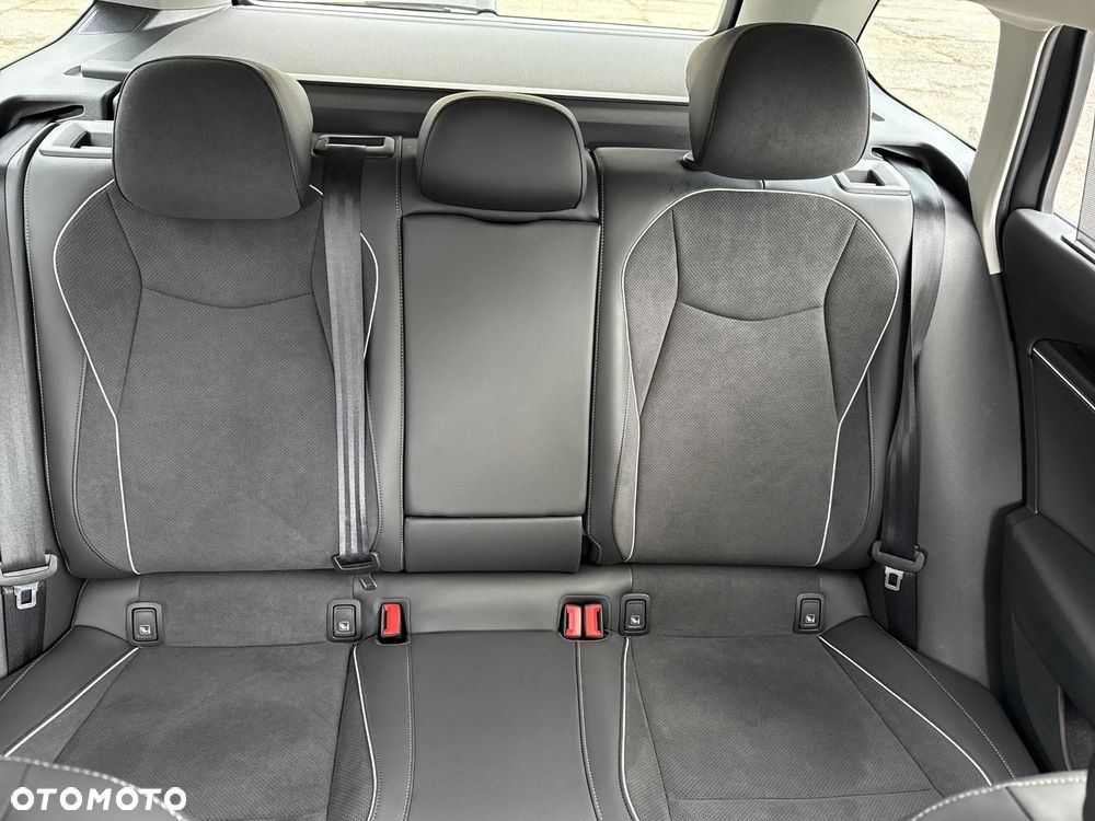 Volkswagen Passat - 24