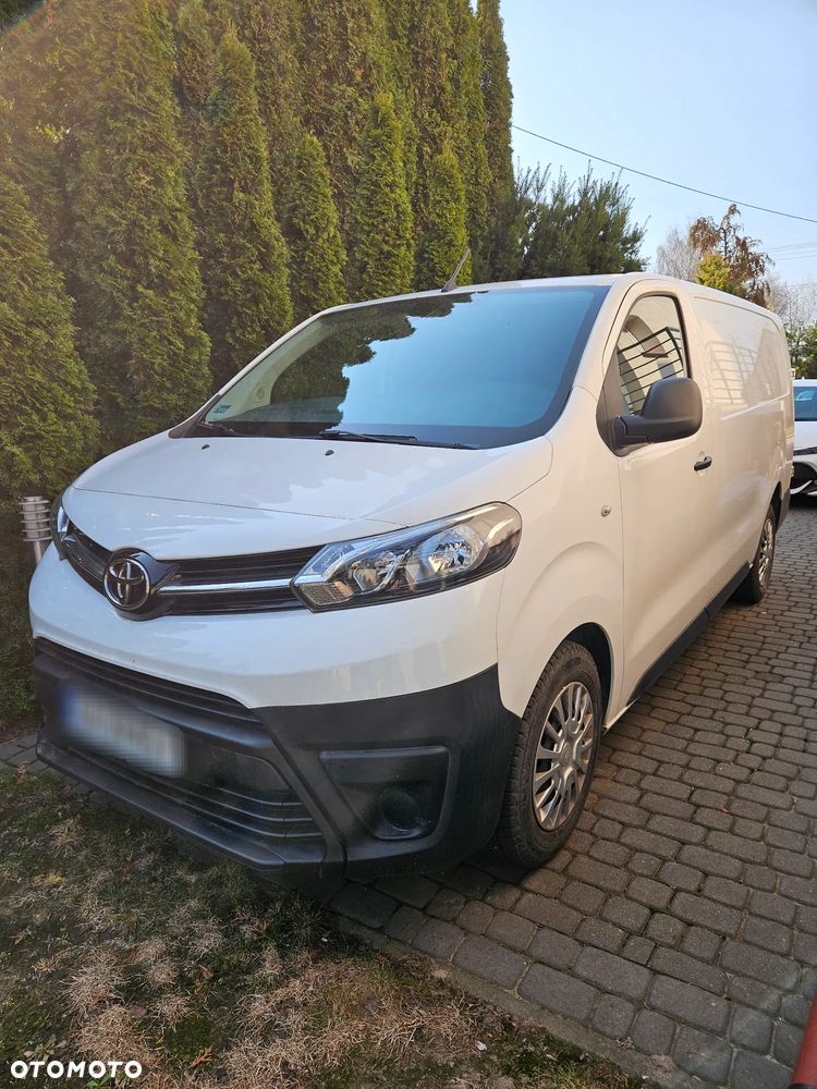 Toyota Proace - 1
