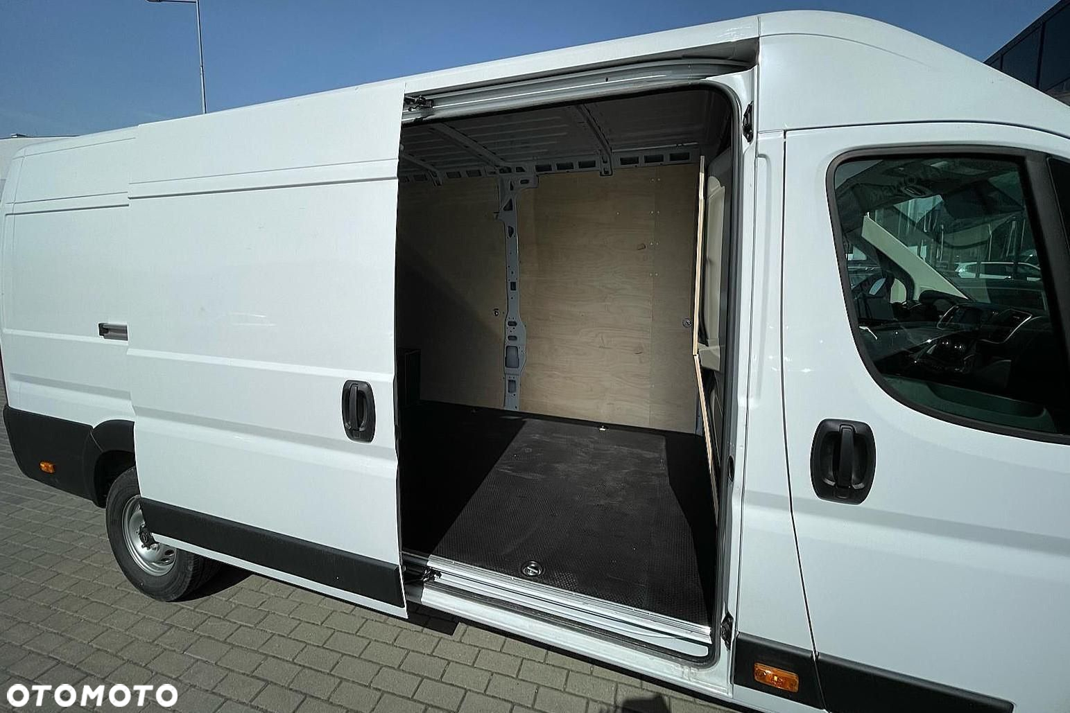 Opel movano - 6