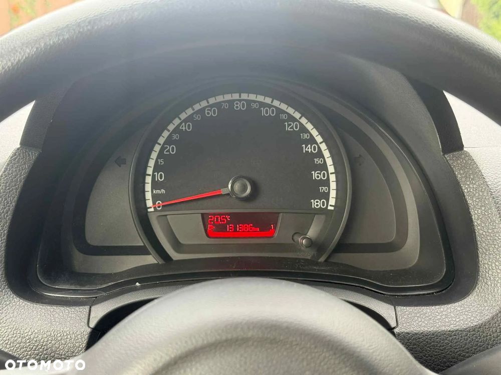 Volkswagen up! 1.0 move CityLine - 10