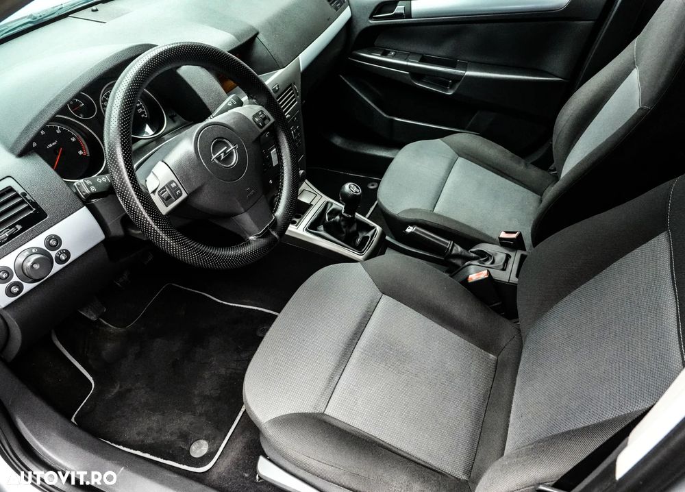 Opel Astra 1.7 CDI Enjoy - 11