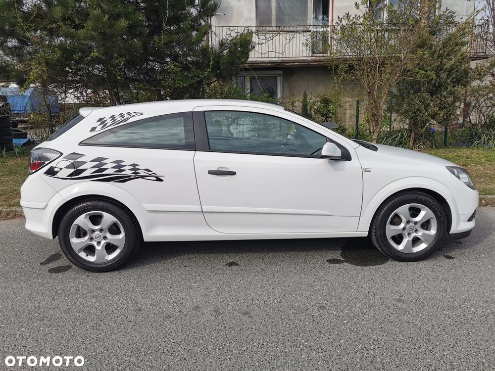 Opel Astra 1.6 Innovation - 4