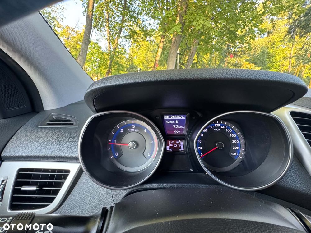 Hyundai i30 1.6 CRDi Premium DCT - 7
