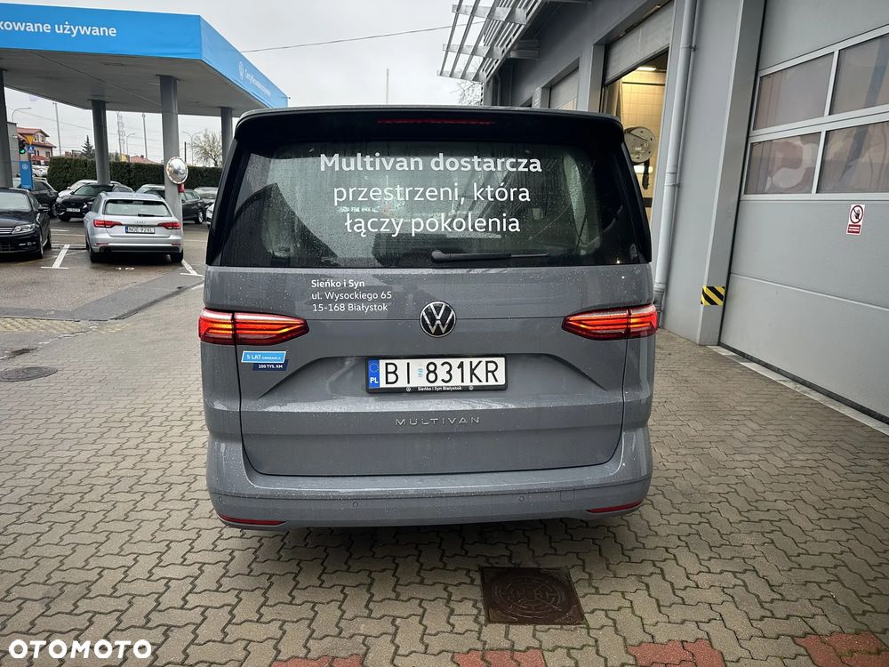 Volkswagen Multivan ver-2-0-tdi-l2-life-dsg - 4