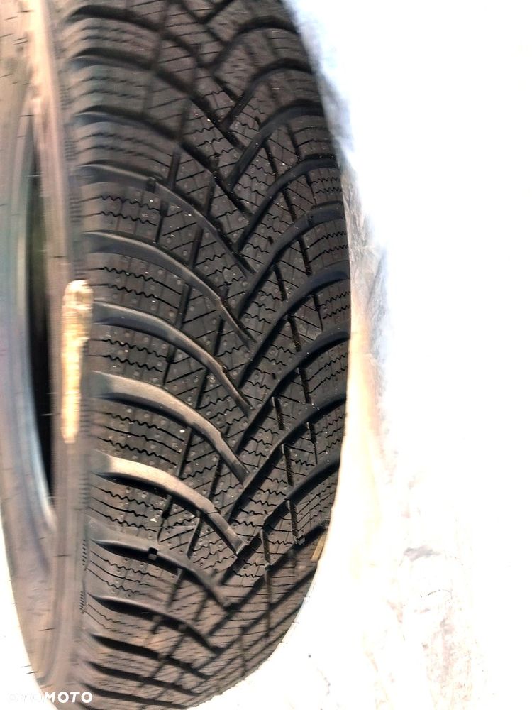 Hankook Winter i*cept RS3 W462 165/70 R14 81T - 1