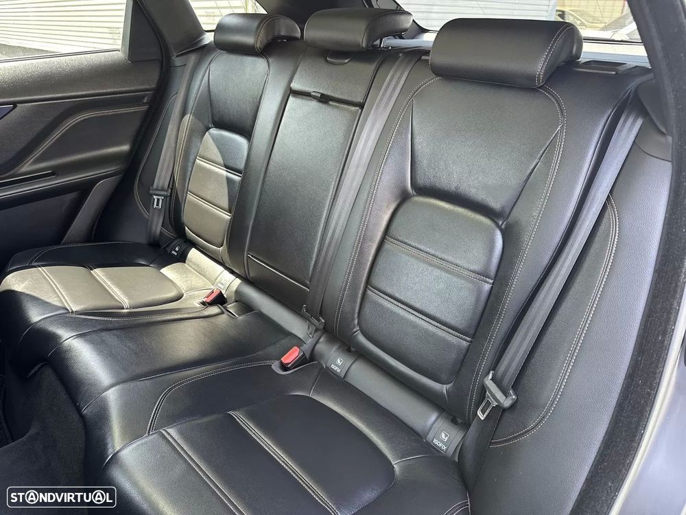 Jaguar F-Pace 20d AWD Aut. R-Sport - 36
