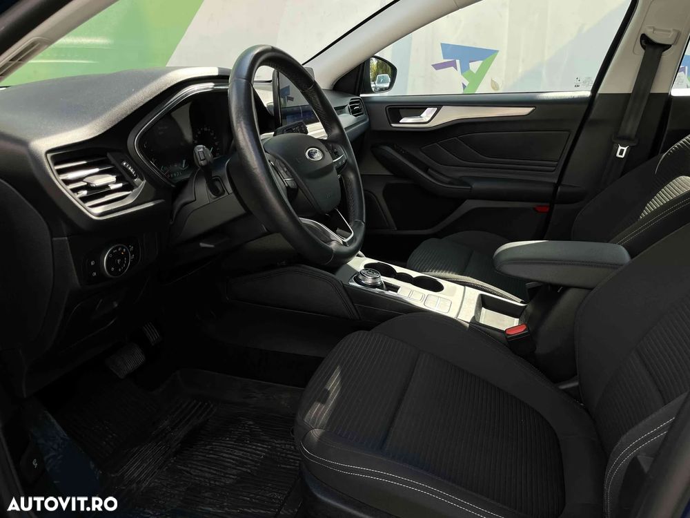 Ford Focus - 14
