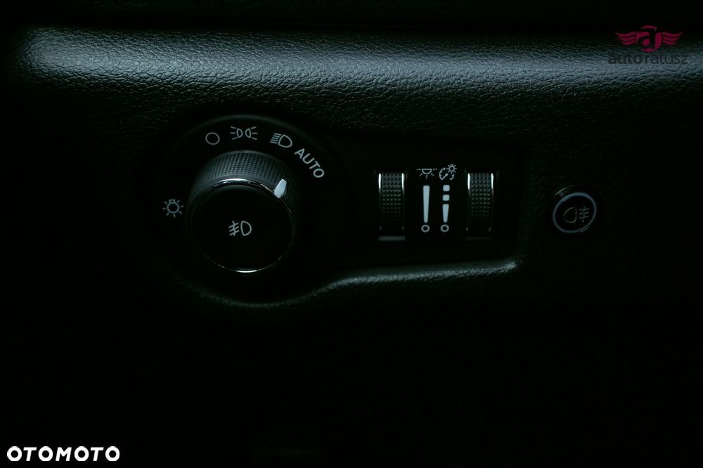 Chrysler Pacifica - 19