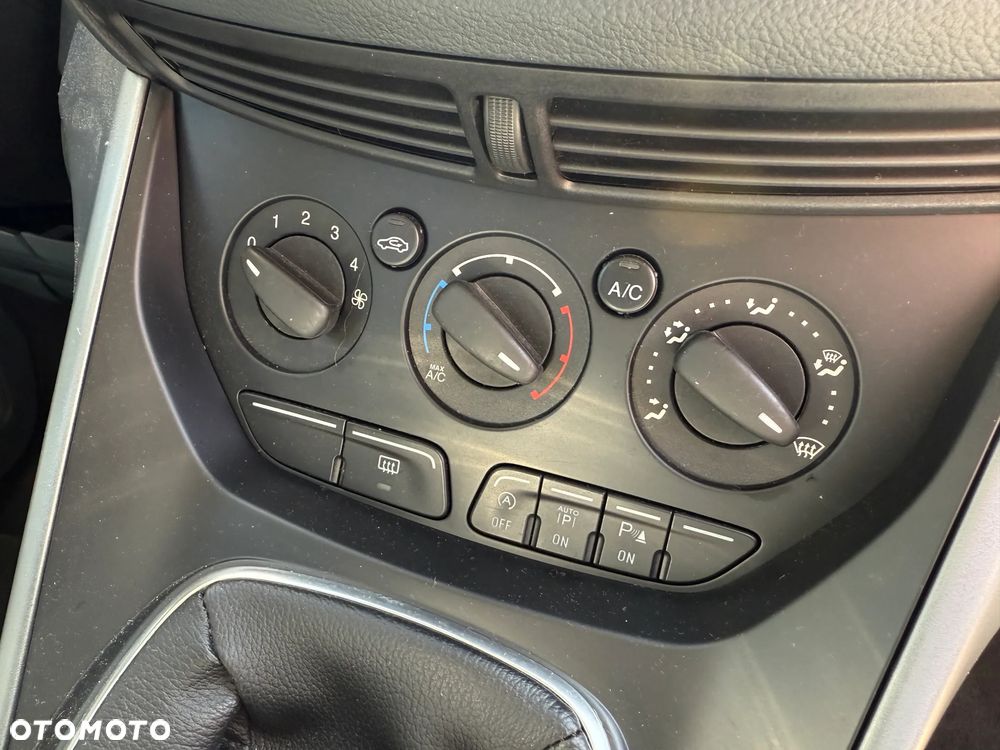 Ford C-MAX - 12