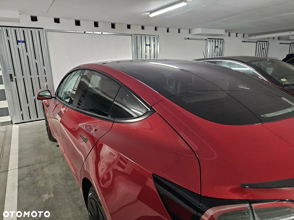 Tesla Model 3 - 10