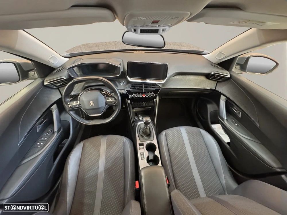 Peugeot 2008 1.2 PureTech Allure Pack — fotografia 11