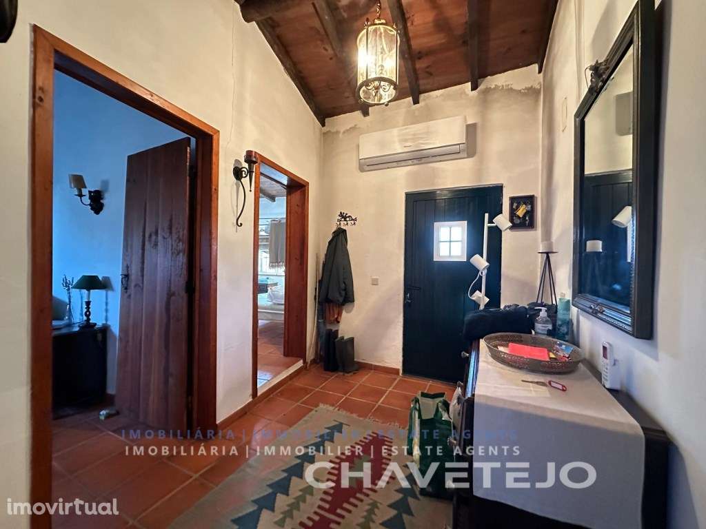 Moradia T2 com piscina e duas ruínas para reconstruir perto da Albu... - Grande imagem: 5/25