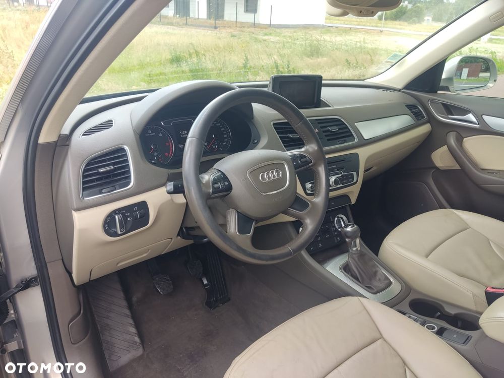 Audi Q3 - 24