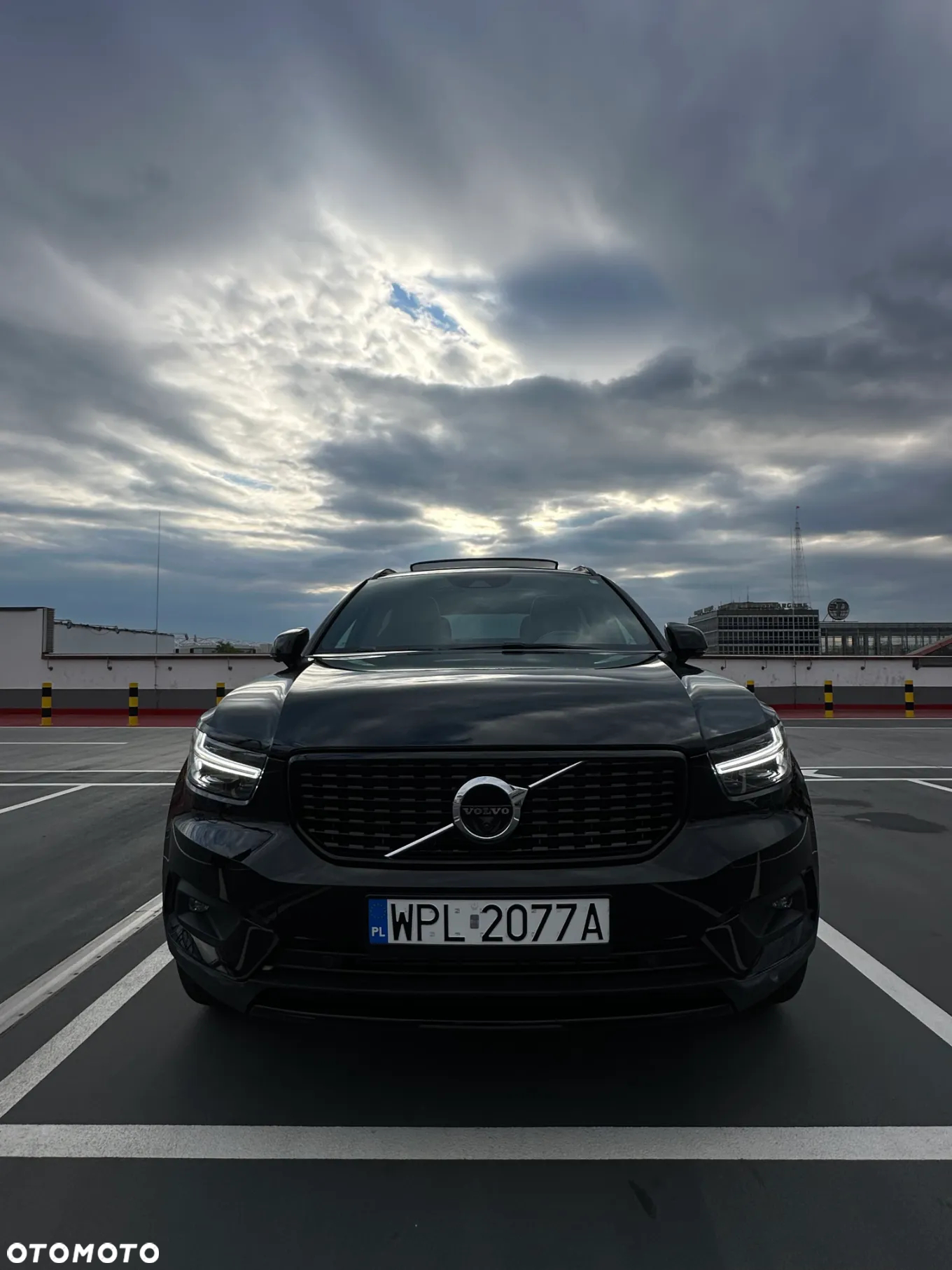 Volvo XC 40 T5 AWD R-Design - 5