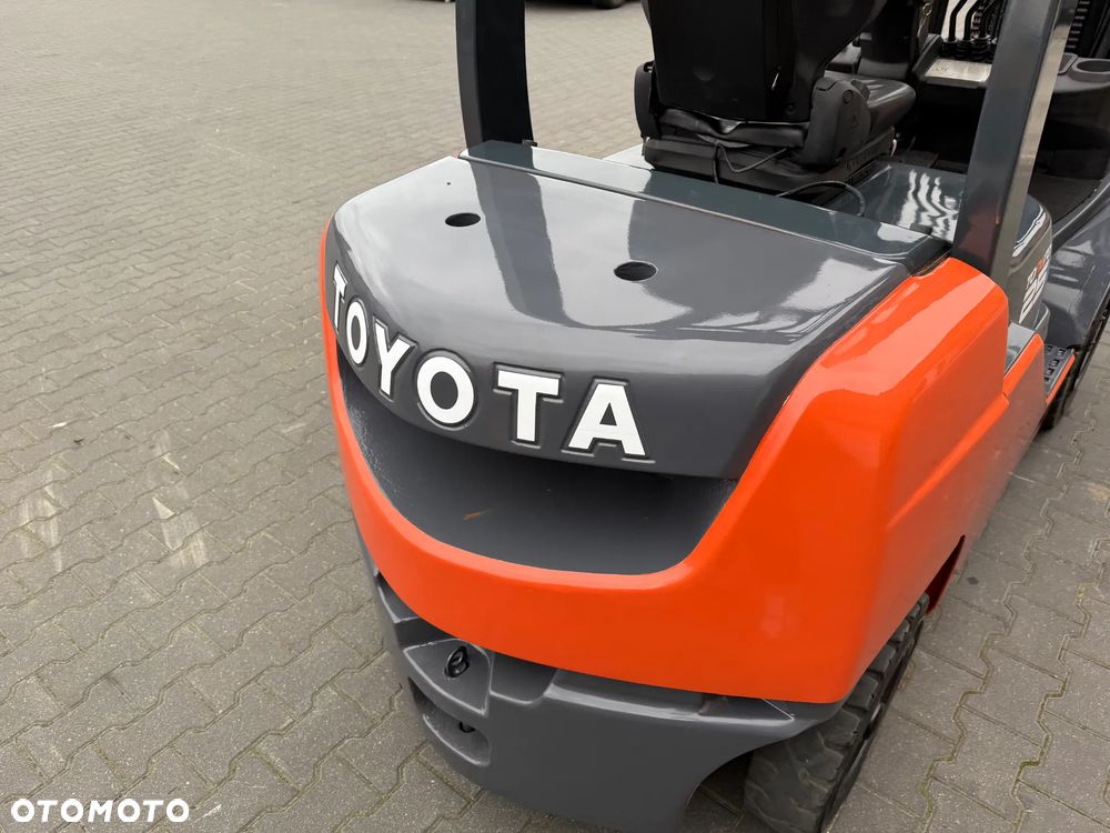 Toyota 02-8FDF25 - 15