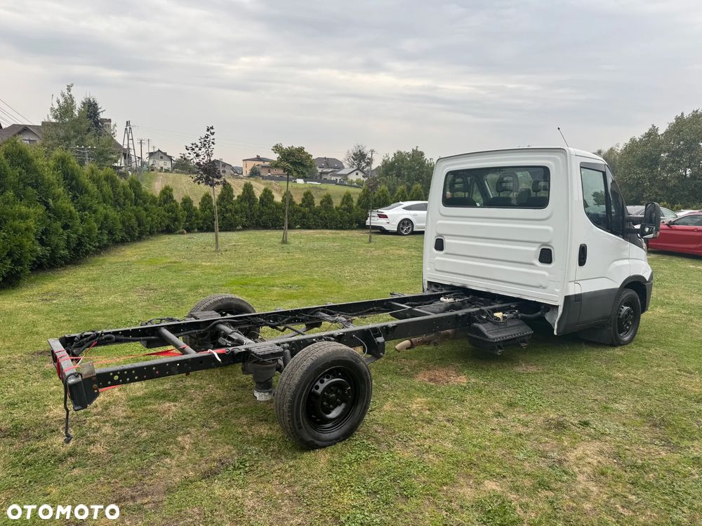 Iveco Daily 35S-210 Hi-Matic - 3