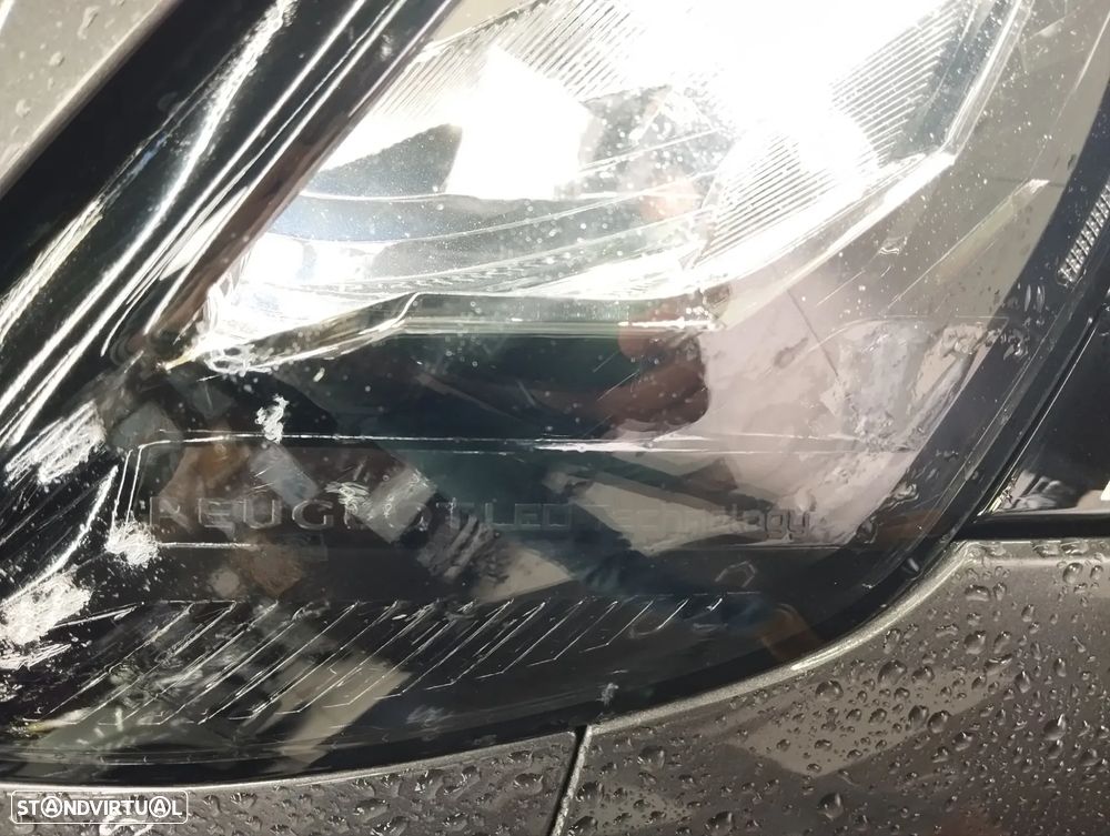 Peugeot 208 1.2 PureTech Allure Pack EAT8 - 9