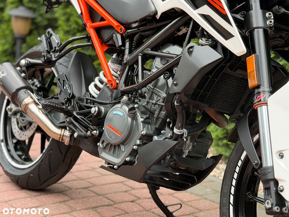 KTM Duke 125 - 12