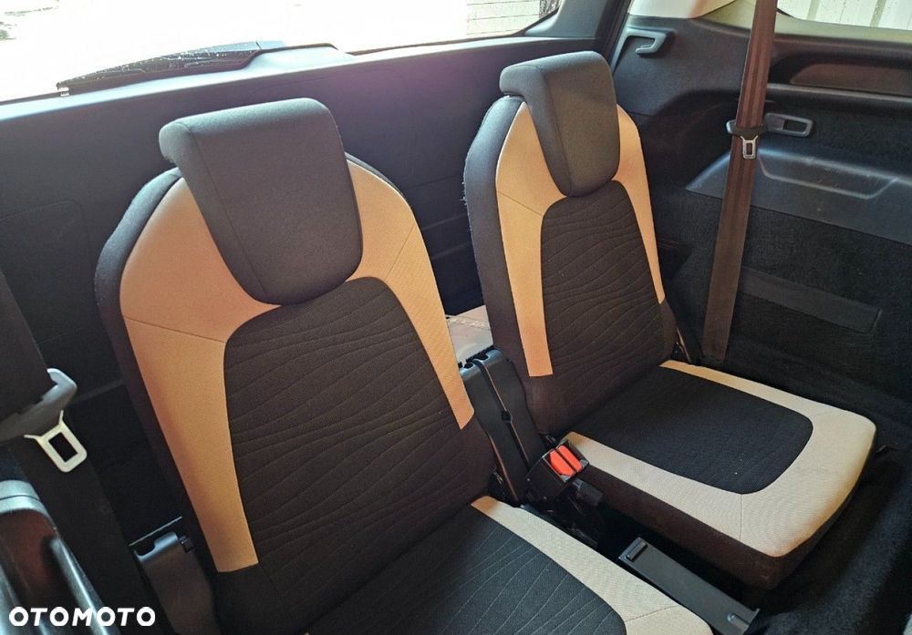 Citroën C4 Grand Picasso - 12