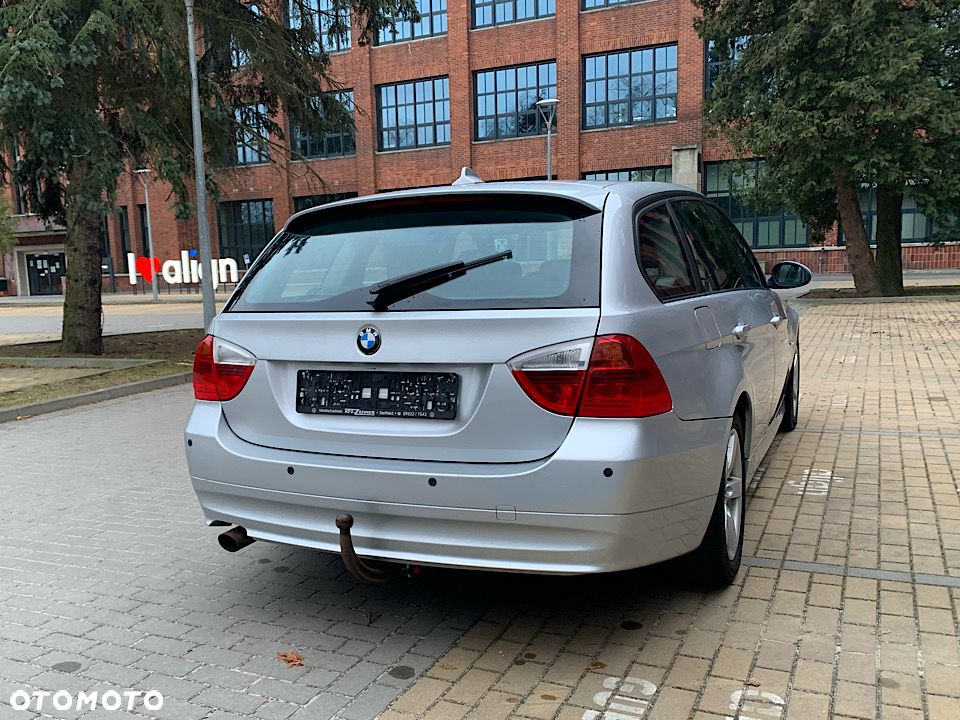 BMW Seria 3 - 15