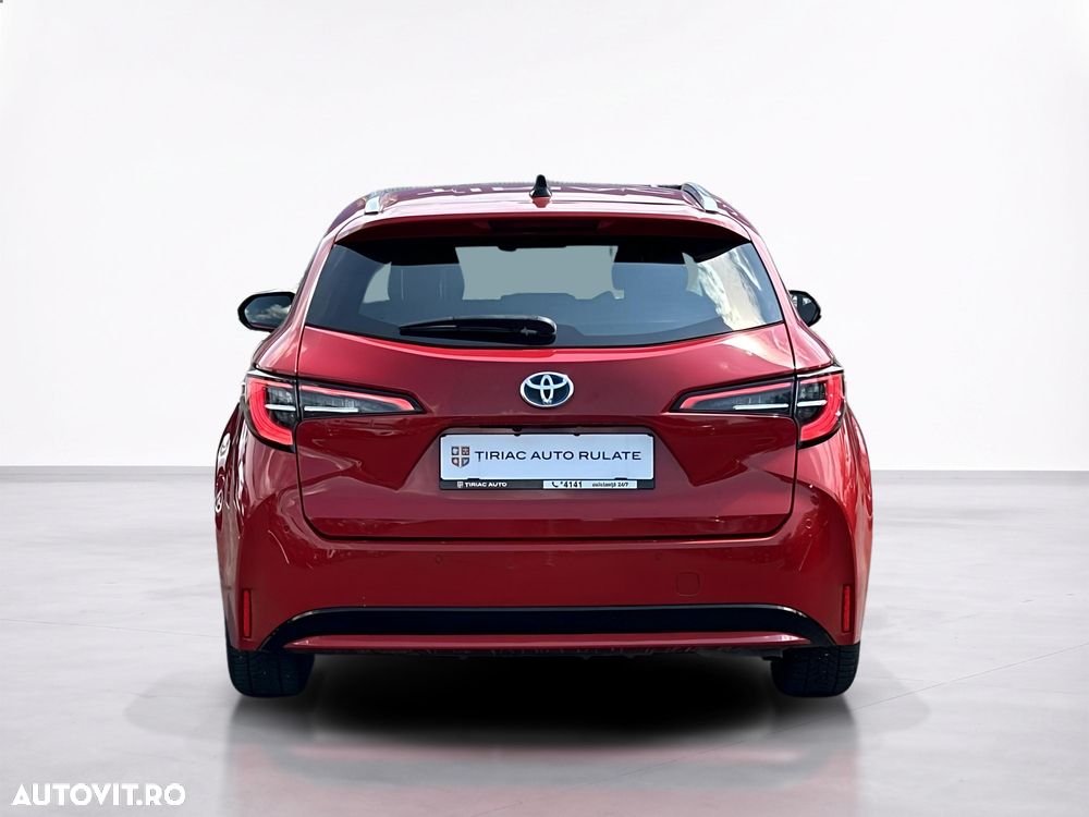 Toyota Corolla - 4