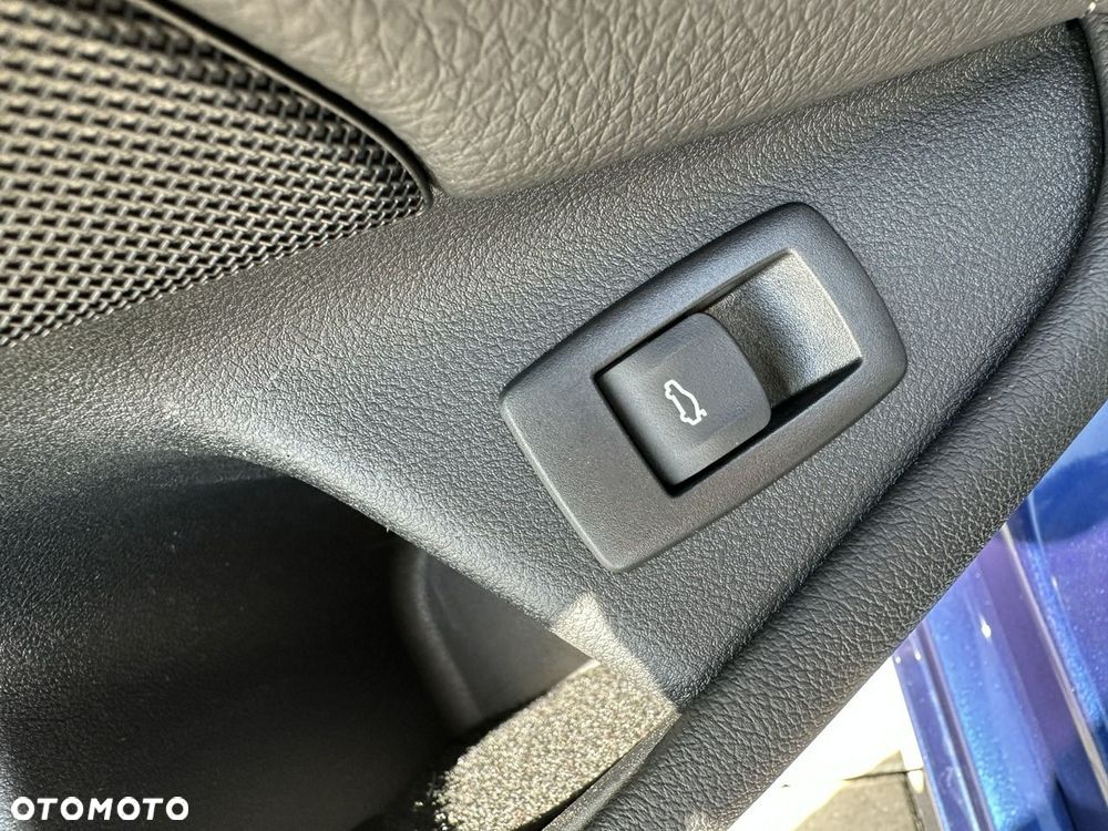 BMW Seria 5 520d - 27