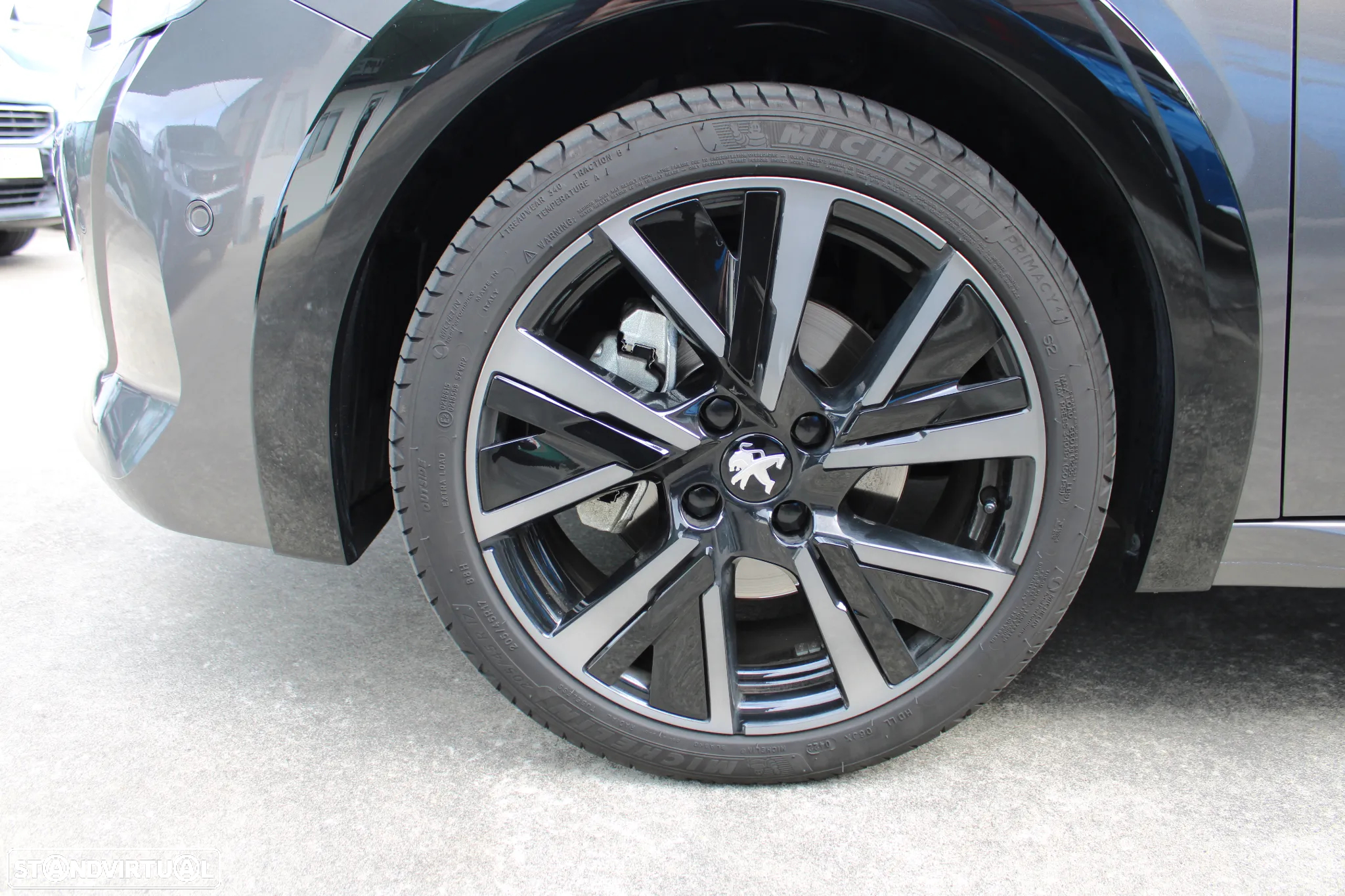 Peugeot 208 1.2 PureTech GT Line EAT8 - 11