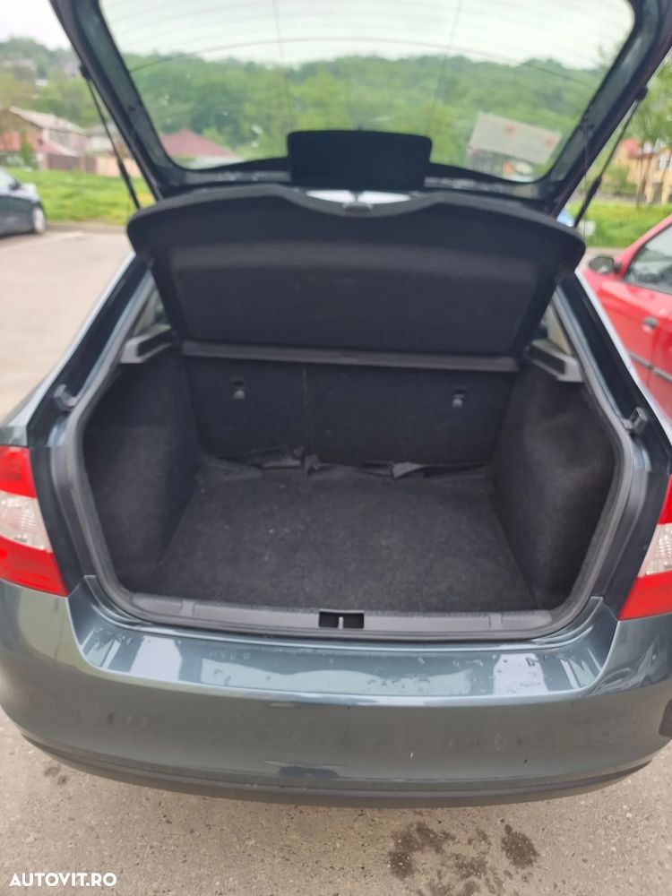 Skoda RAPID 1.2 TSI Active - 6