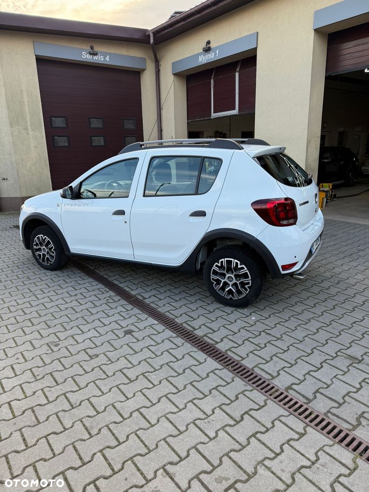Dacia Sandero Stepway 0.9 TCe Outdoor S&S - 6