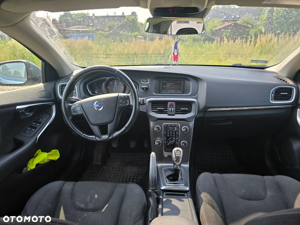 Volvo V40 D2 - 7