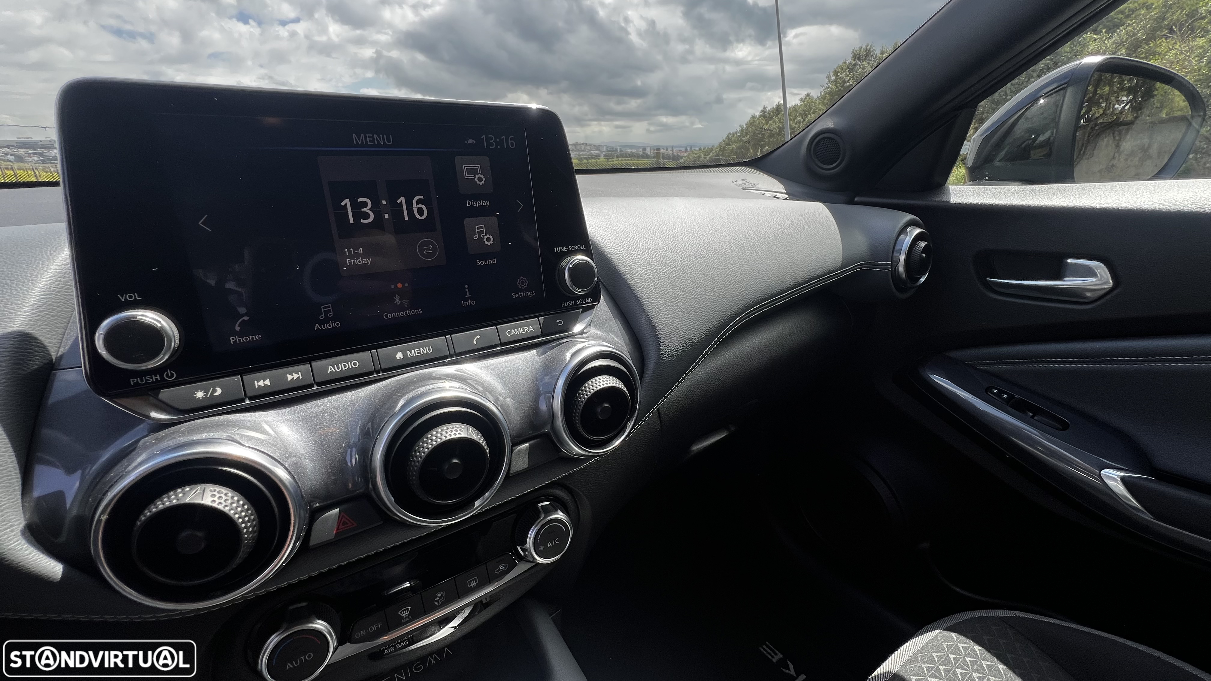 Nissan Juke 1.0 DIG-T Enigma DCT - 36