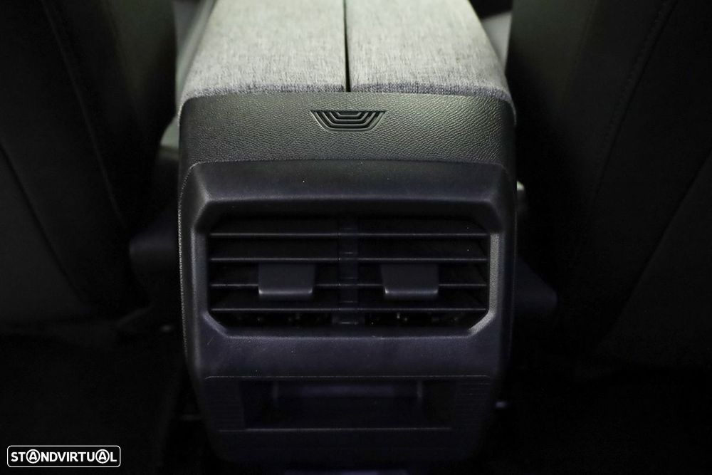 Peugeot 3008 1.2 Hybrid Allure e-DCS6 - 23