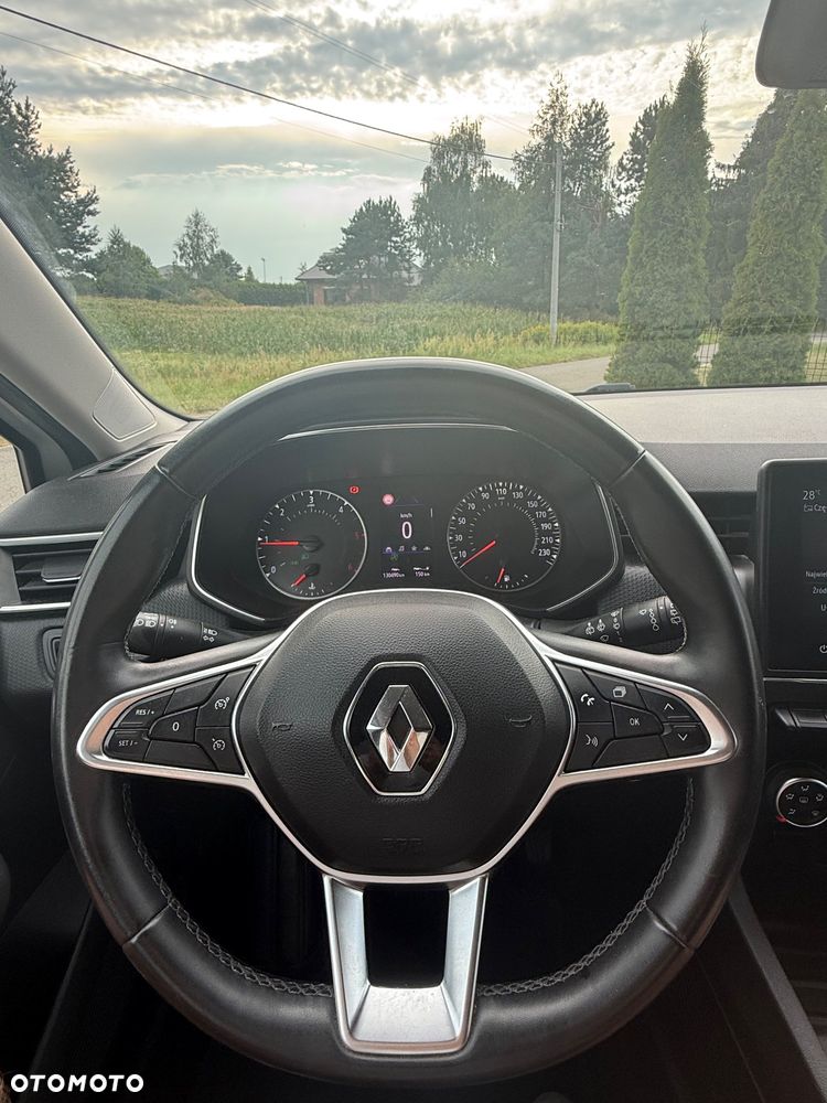 Renault Clio - 8