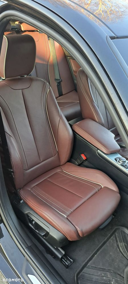 BMW Seria 3 335d xDrive Sport-Aut Sport Line - 4
