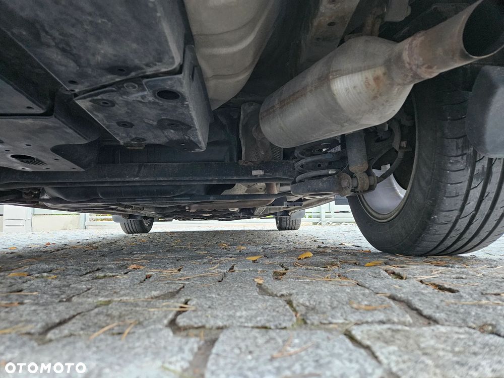 Toyota Auris 1.6 Premium - 33
